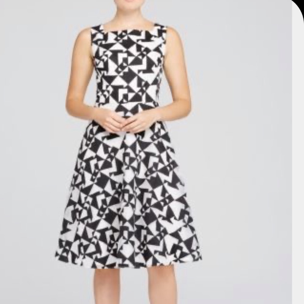 Kay Unger dress